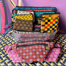 Load image into Gallery viewer, Shweshwe Bags