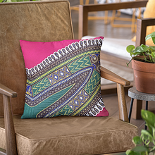 Load image into Gallery viewer, Dashiki Print Throw Pillow
