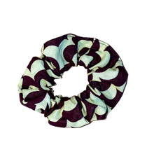 Load image into Gallery viewer, African Print Scrunchies
