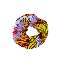 Load image into Gallery viewer, African Print Scrunchies
