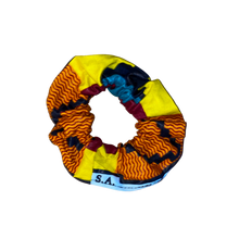 Load image into Gallery viewer, African Print Scrunchies
